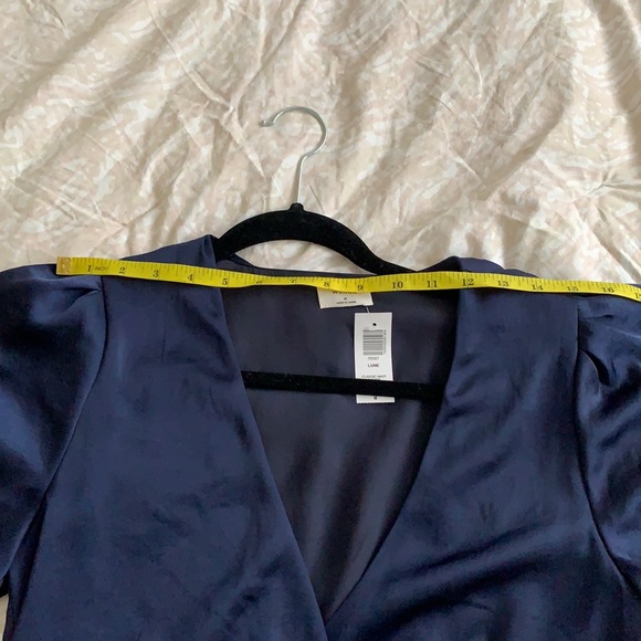 BNWT Aritzia Wilfred Lune Satin Dress - Picture 9 of 10